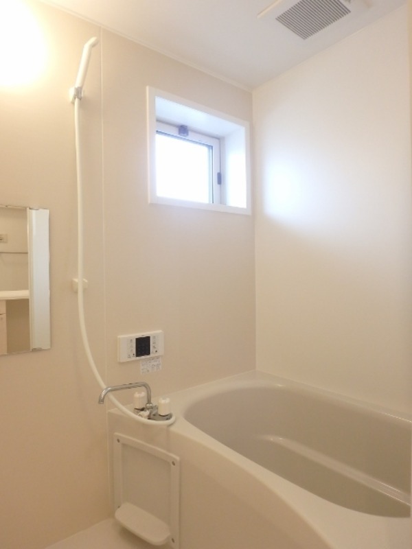 バス・シャワールーム　図面と現状に相違がある場合には現状を優先