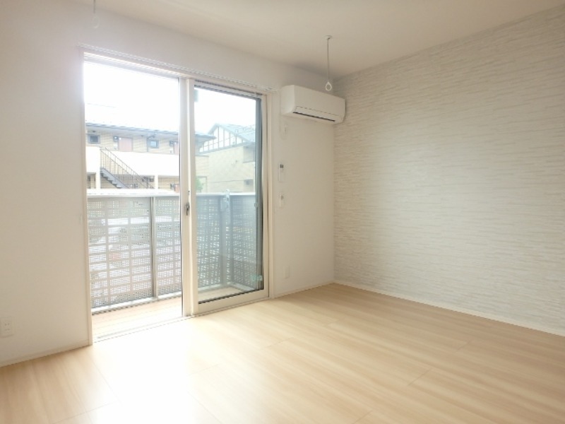 居室・リビング　図面と現状に相違がある場合には現状を優先