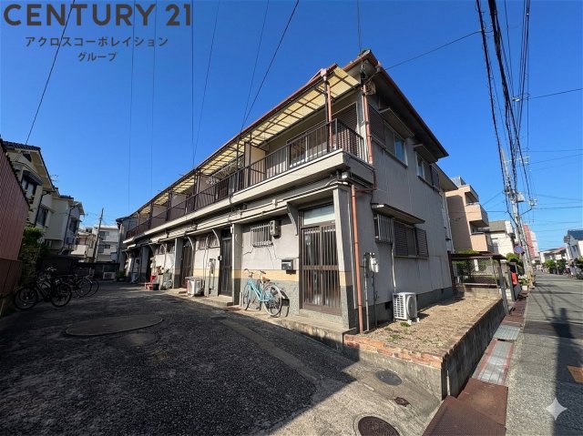 建物外観　落ち着いた雰囲気の外観です！
