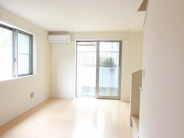 居室・リビング　広々としたリビング！