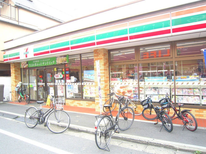 コンビニ　セブンイレブン墨田菊川１丁目店（コンビニ）まで311m