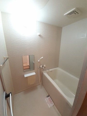 バス・シャワールーム　日々の疲れを癒すお風呂付です