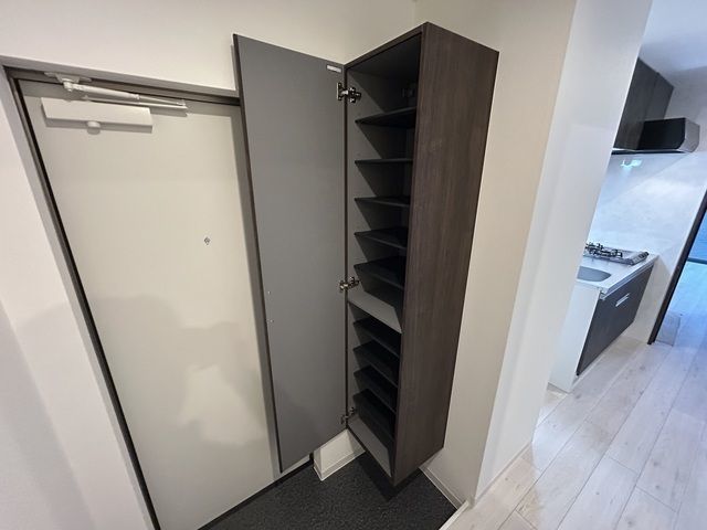 玄関　同施工会社参考画像