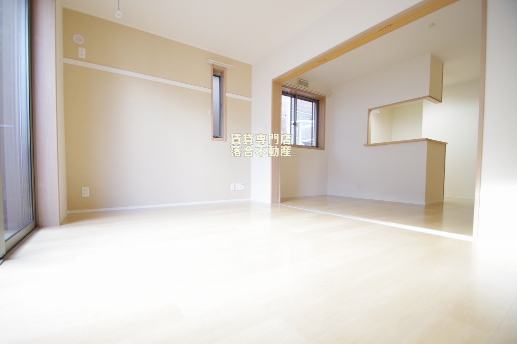 居室・リビング　綺麗で広々としたお部屋♪