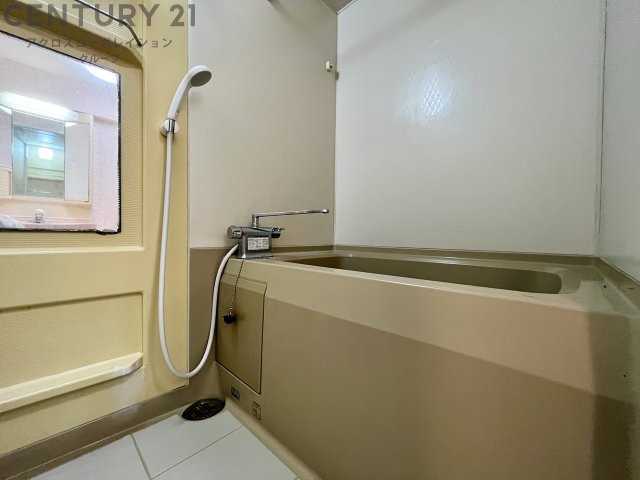 バス・シャワールーム　バストイレ別です！