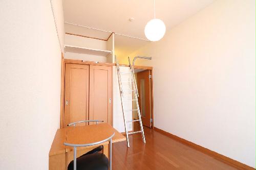 居室・リビング　当社人気のロフトタイプ！開放的なお部屋が好きな人へ