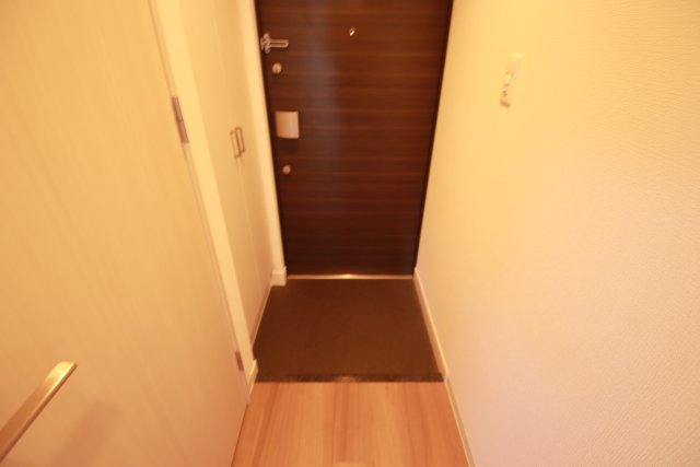 玄関　別室の参考写真です。※現況優先