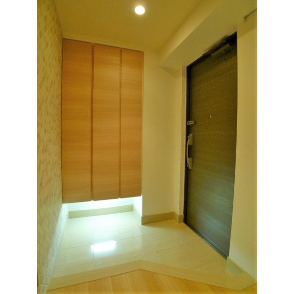 玄関　★フットライト付き★