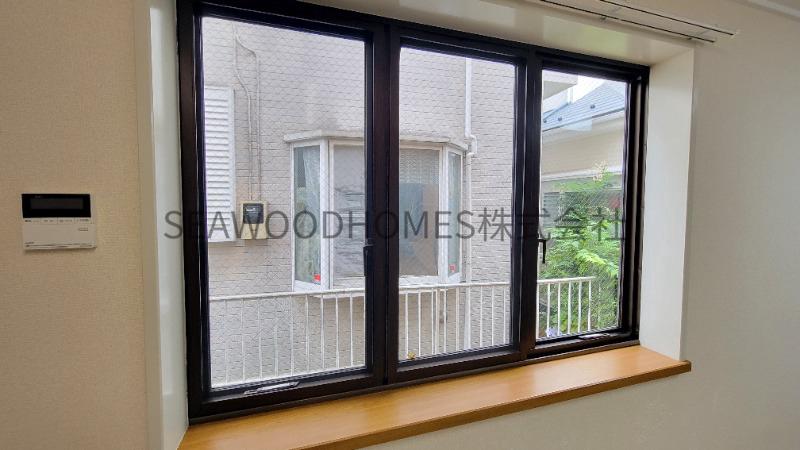 バルコニー　★窓★