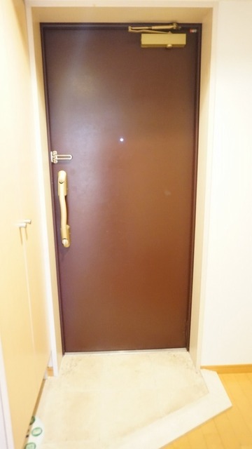 玄関　※前回募集時の写真です。