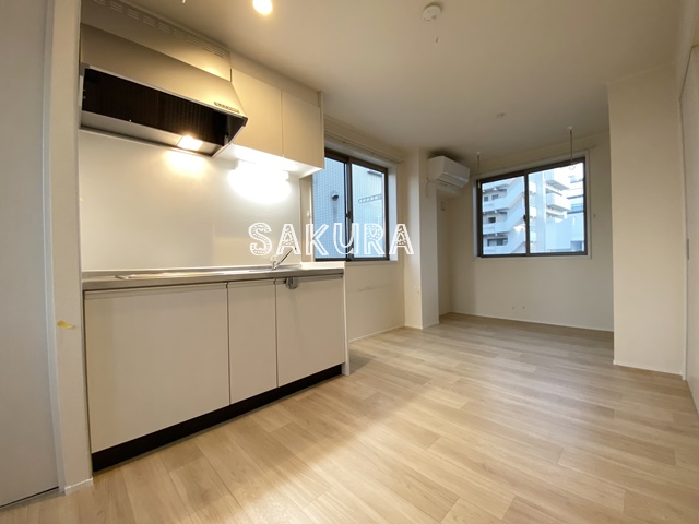 居室・リビング　こちらのリビングで趣味の時間をお楽しみください♪