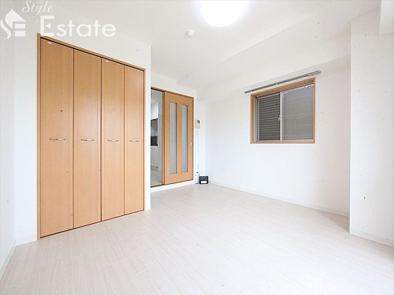 居室・リビング　内装