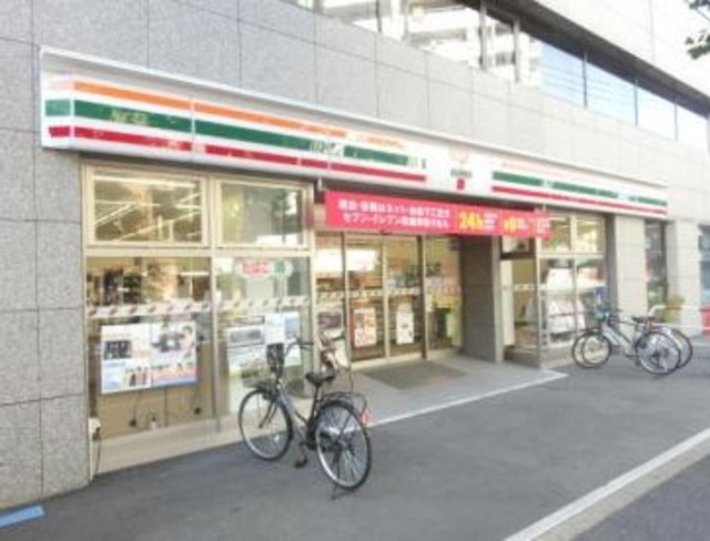 コンビニ　セブンイレブン中野中央中野通り店（コンビニ）まで324m
