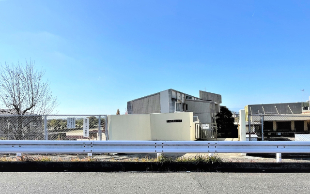 小学校　小牧市立陶小学校（小学校）まで1302m