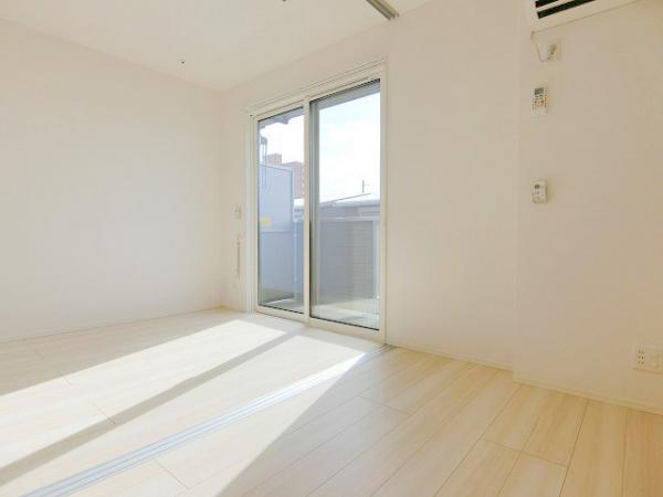 居室・リビング　写真は別のお部屋のイメージです