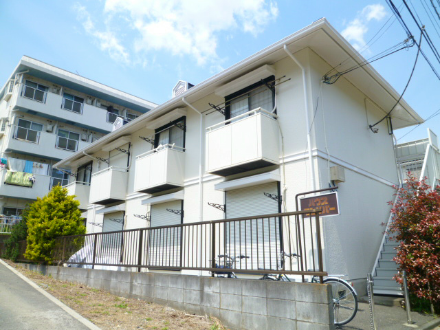 建物外観　写真は別の部屋の物です。敷金礼金無しで初期費用がお安めです♪