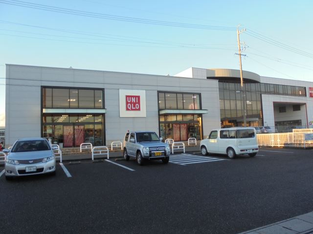 その他　ユニクロ　静岡ＳＢＳ通り店（その他）まで910m