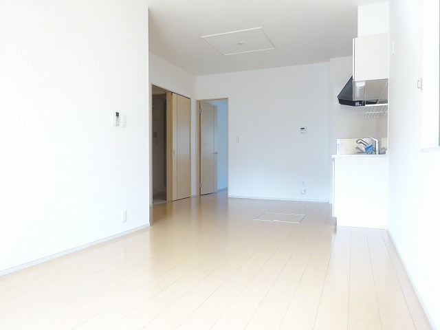 居室・リビング　※同間取り反転タイプの写真です※