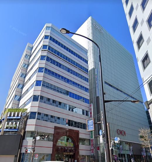 ショッピングセンター　新宿マルイ アネックス（ショッピングセンター）まで771m