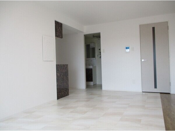 居室・リビング　☆12.9帖の広々としたリビングです！