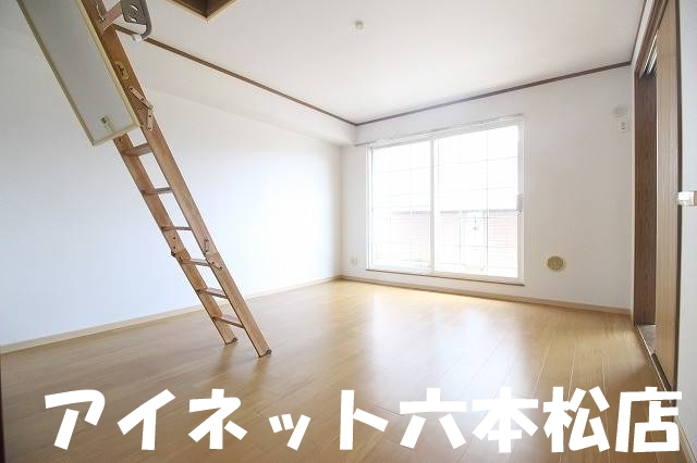 居室・リビング　広々としていいですね。