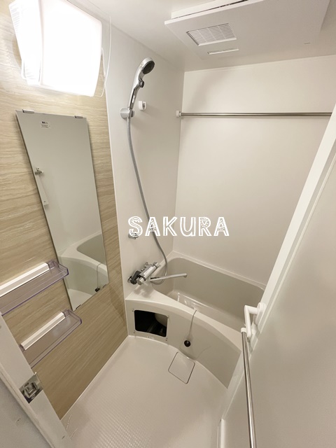 バス・シャワールーム　浴室乾燥機付き