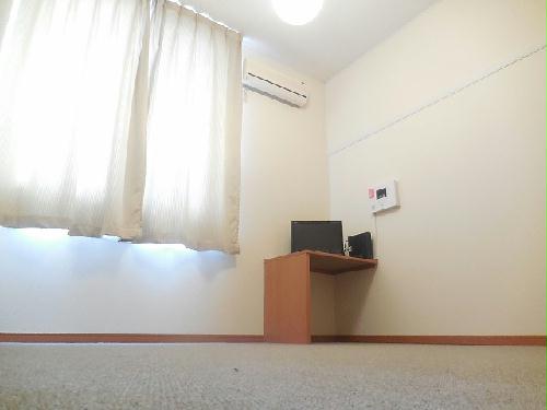 居室・リビング　家具・家電付き