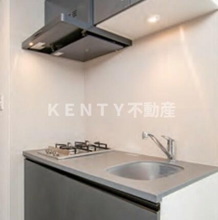 キッチン　コンパクトなキッチンで掃除もラクラク