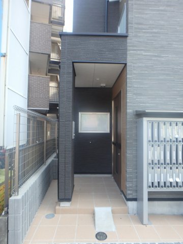 エントランス　マンション入口