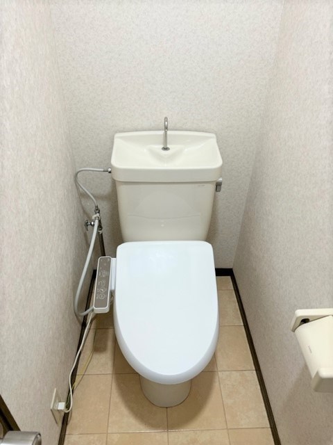 トイレ　バストイレ別