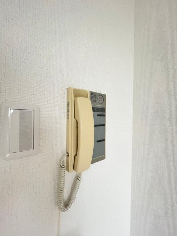 セキュリティ　同物件、別号室の写真です。