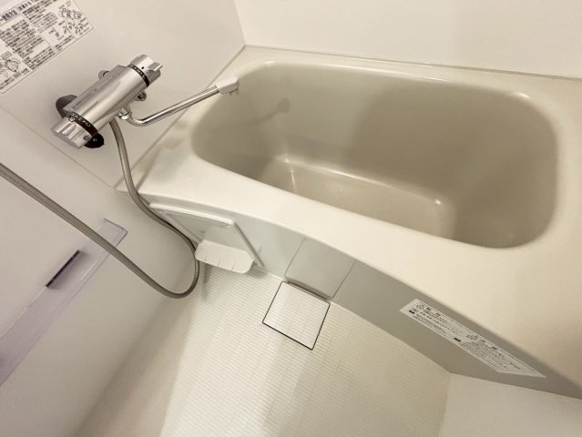 バス・シャワールーム　詳細は、RISUMO江坂本店までお問合せください♪