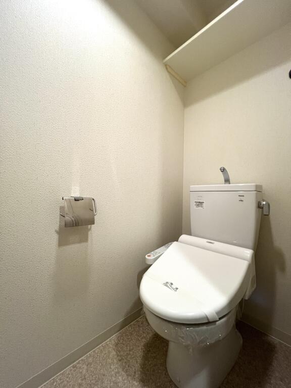 トイレ　もちろんシャワートイレです