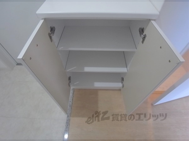 収納　下駄箱