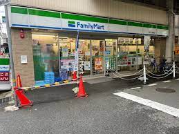 コンビニ　ファミリーマート 神戸日暮通店（コンビニ）まで232m
