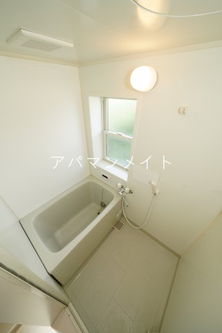 バス・シャワールーム　使いやすいお風呂です