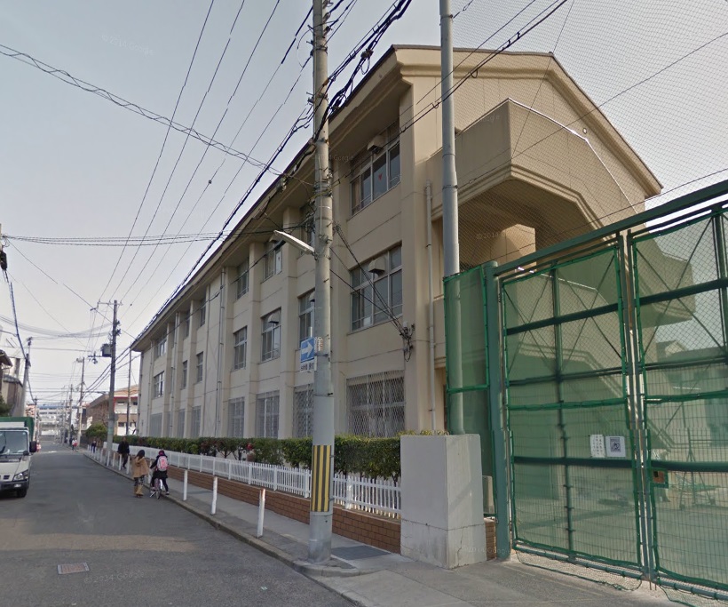 中学校　兵庫中学校（中学校）まで278m