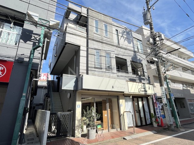 クレストコート