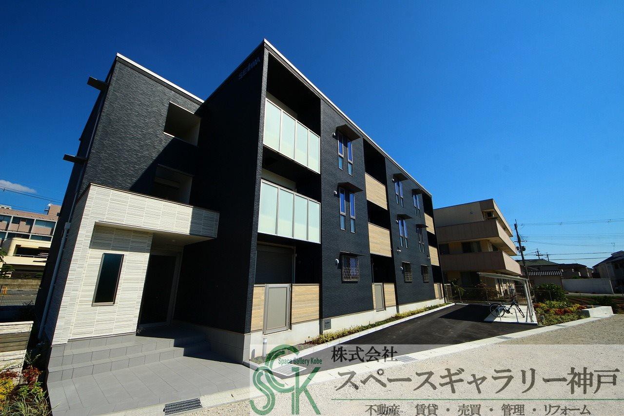 クレアトゥールの外観写真