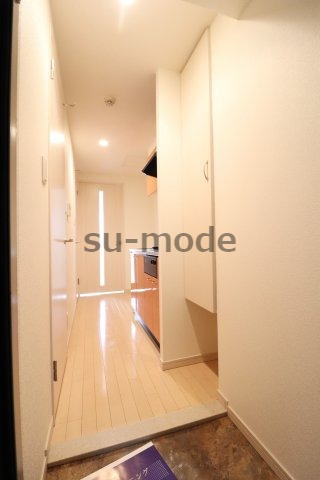 玄関　写真は別部屋