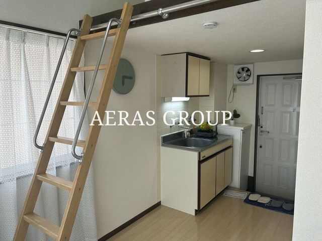 玄関　家具・雑貨等は付属しません。