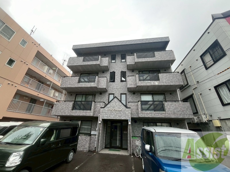 建物外観　札幌市東区北十九条東「デュクラージュ」