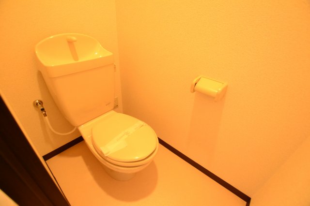 サンライズのトイレ写真