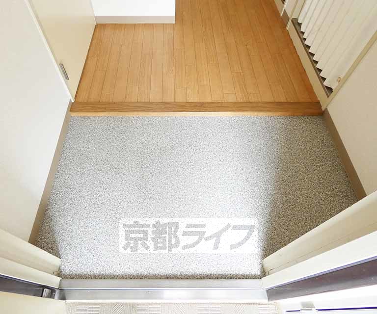 ハイム日野の玄関写真