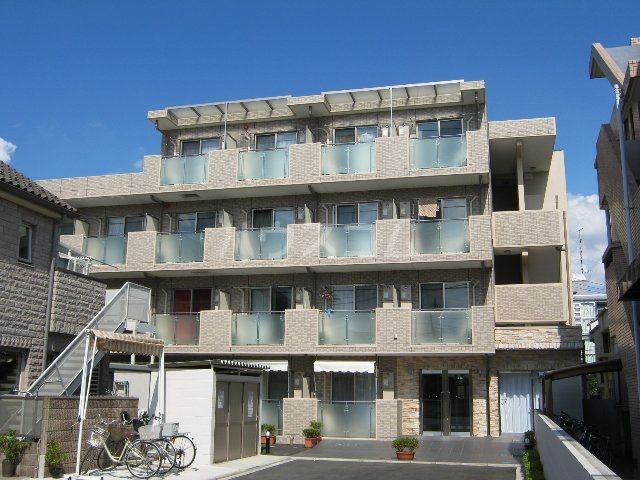 カーサ カーロの外観写真