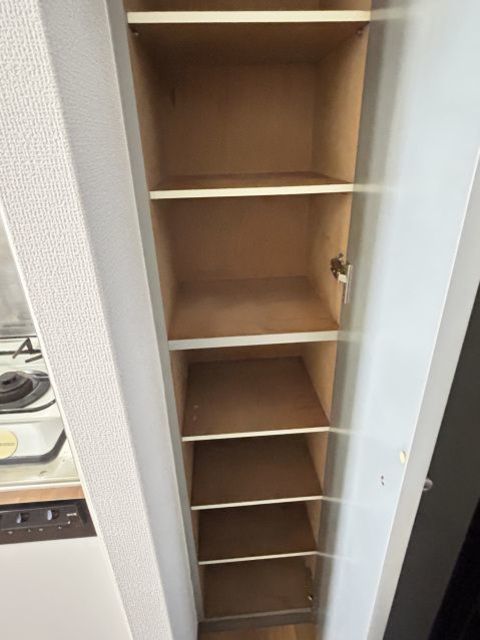 玄関　別部屋の写真です