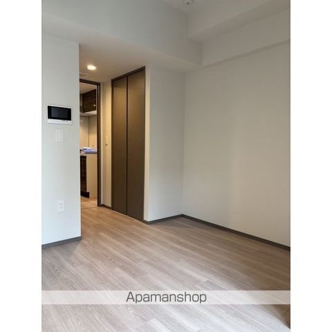 プレディアコート北千住の居間写真