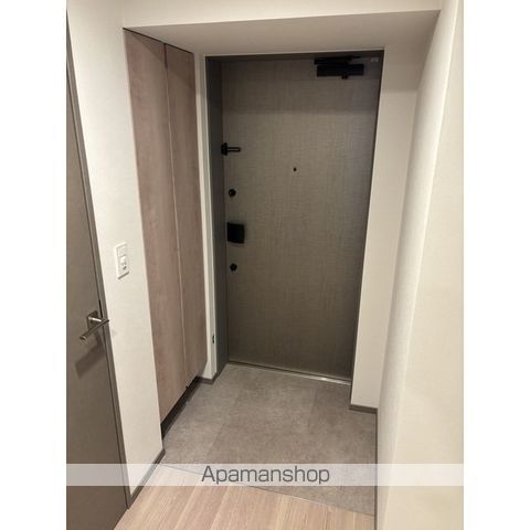 プレディアコート北千住の玄関写真