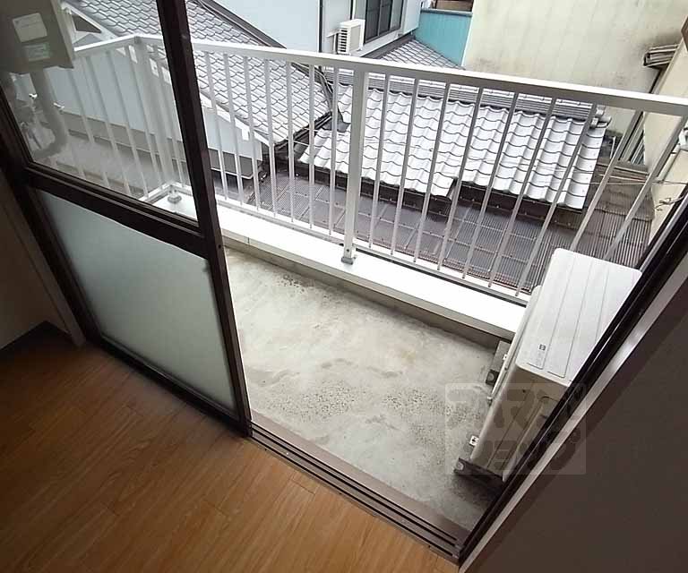 バルコニー　バルコニ