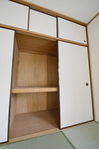 その他　押入れ